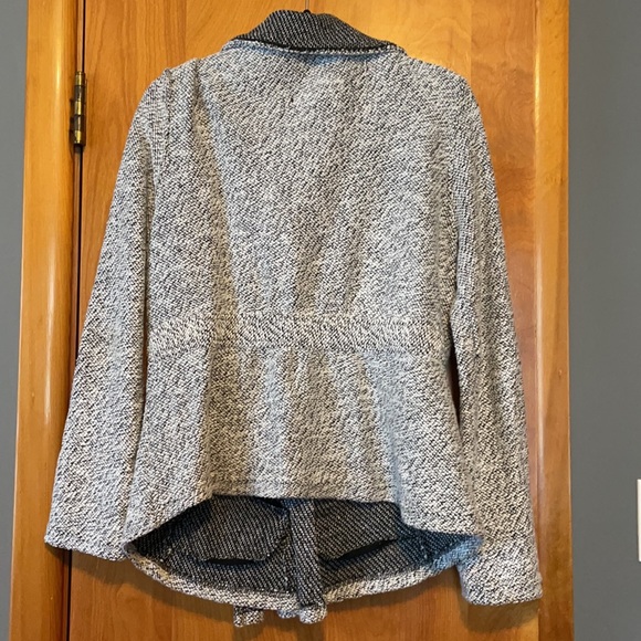 Gray Jacket - Picture 6 of 7